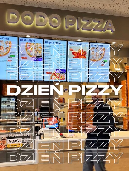 Rolka „Dzień Pizzy” z ekranu food-courtu w Galerii Rondo Wiatraczna